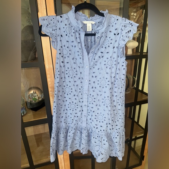 H&M eyelet embroidered mini dress ruffle dusty blue slate a-line flutter sleeve - Picture 2 of 5